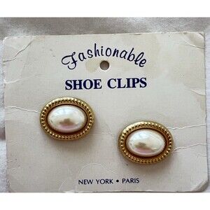 Vintage Fashionable Oval Pearl And Gold Classic Shoe Clips. New York*Paris